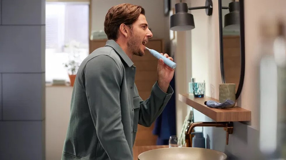 Philips Sonicare 6100 Light Blue tlakový senzor